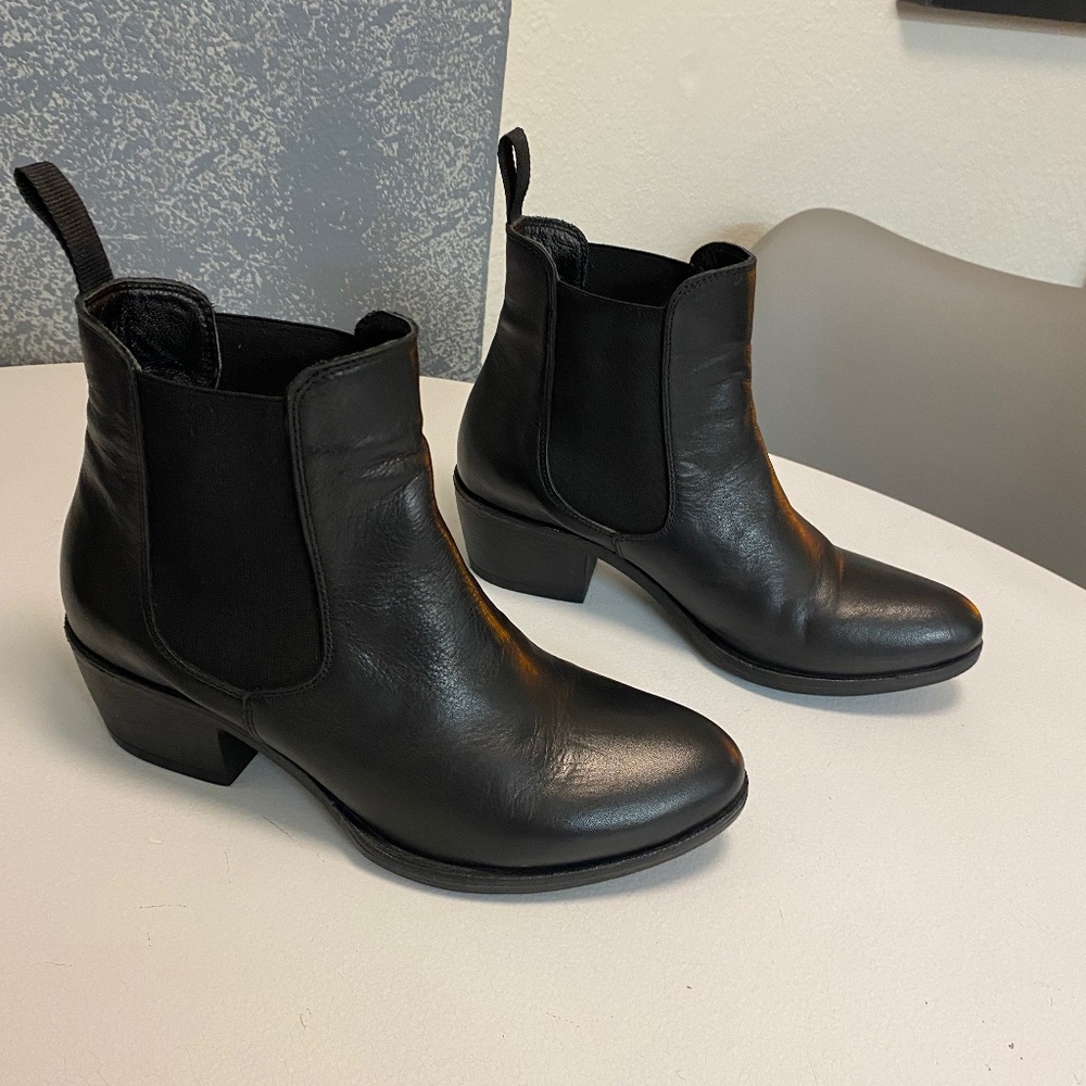 Chelsea Boot Black